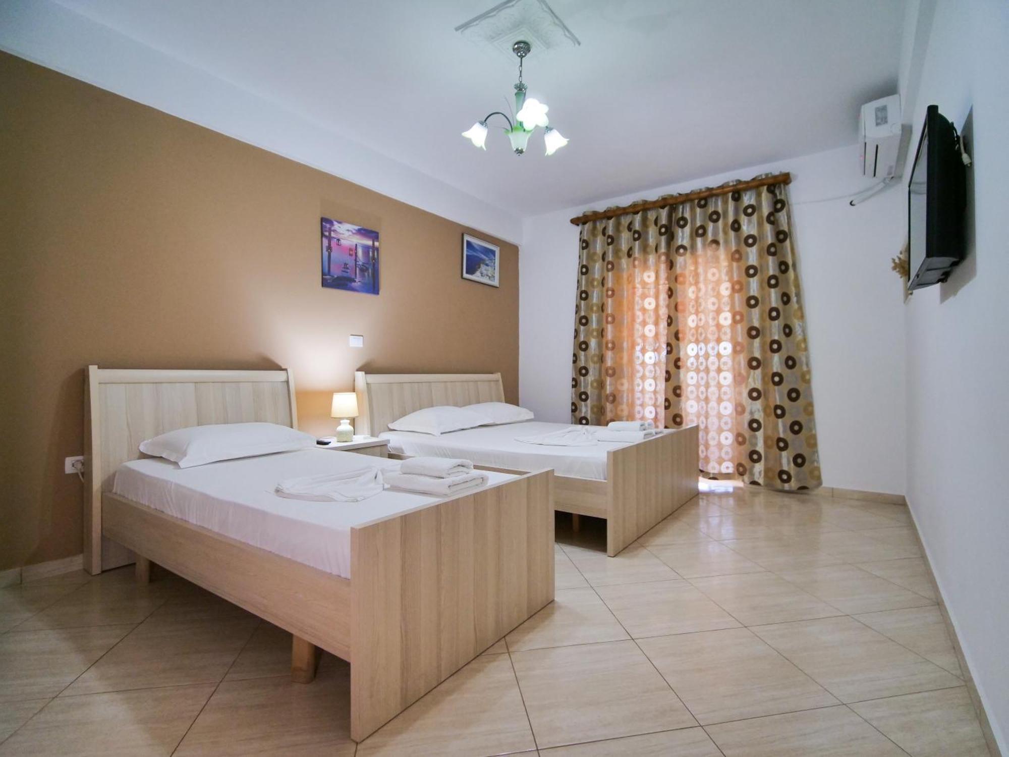Sea Breeze Apartment *